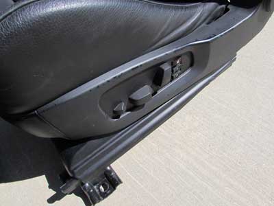 BMW Sport Front Seats (Left and Right Set), Black Dakota Leather, Electric Memory E60 525i 530i 545i9